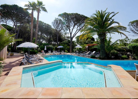 Escapade détente à Saint Raphaël en chambre supérieure - 3* - 7