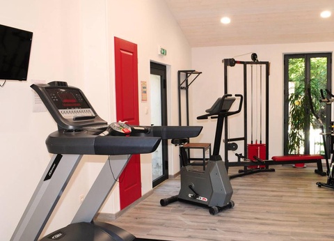 Camping Les Eaux Chaudes, 3* - 10