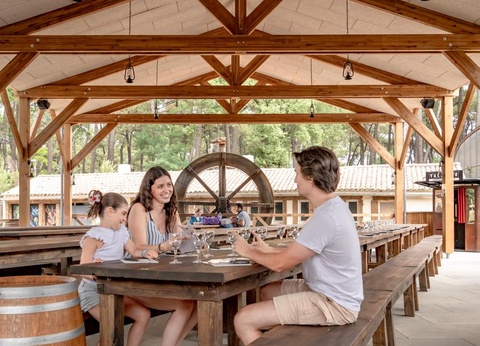 Flower Camping Au Bois des Biches, 4* - 29