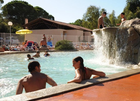 Camping Les Castors, 4* - 41