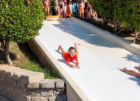 Camping hu Fabulous Village, 4* - 110