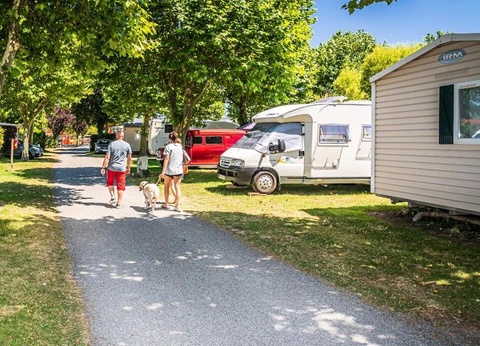 Camping Le Nid d'Eté, 4* - 145