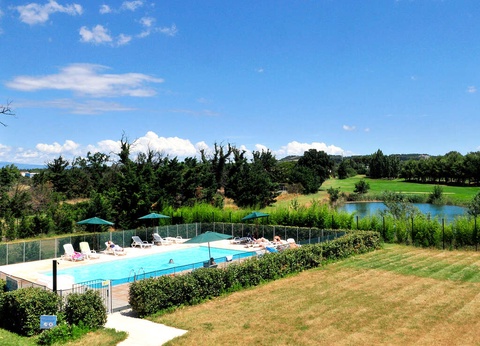 Escapade à Avignon avec journée magique au Parc Spirou (16 minutes en voiture) - 3* - 3