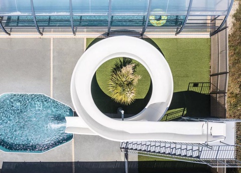 Camping Romanée - La Belle Henriette, 4* - 69