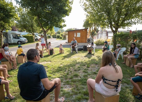 Camping Les Calquières, 4* - 42