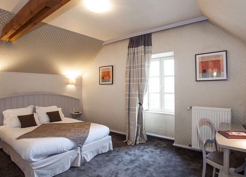 Séjour gourmand dans le centre historique de Dinan - 3* - 4