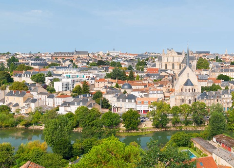 Week-end à Poitiers avec entrées au Futuroscope (à 20 minutes du parc) - 3* - 2