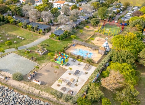 Camping Paradis A La Corniche, 5* - 38