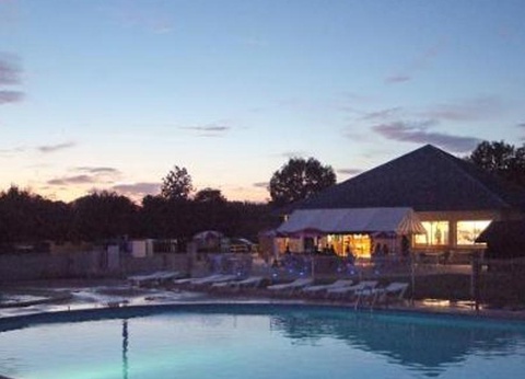 Camping Les Bords de Loue, 3* - 50