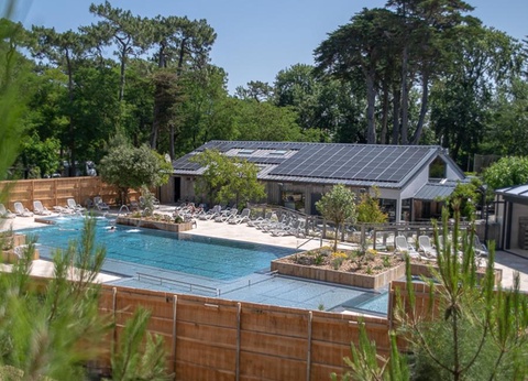 Camping Les Cyprès, 4* - 50