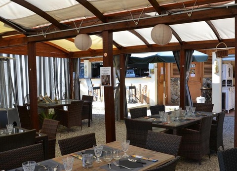 Camping La Mare aux Fées, 3* - 6