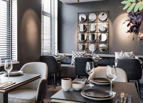 Nuit confortable dans le dynamique Rotterdam avec entrée au Keukenhof - 4* - 6