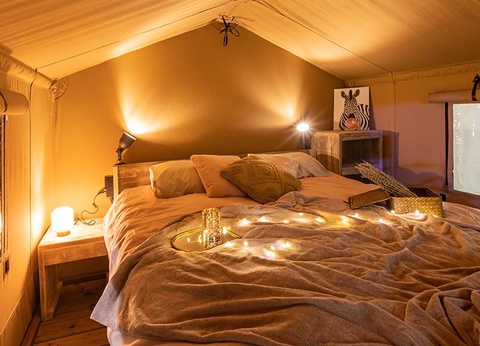 Camping Le Val de Cesse, 4* - 76