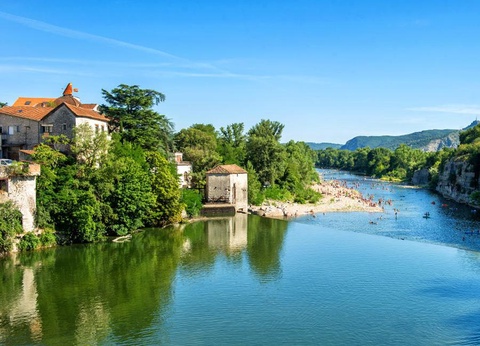 Camping Domaine de Chaussy, 4* - 30