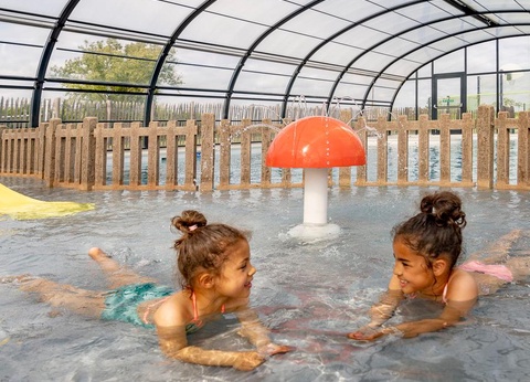 Camping Romanée - La Belle Henriette, 4* - 33