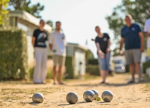 Camping Le Pont D'yeu, 3* - 66