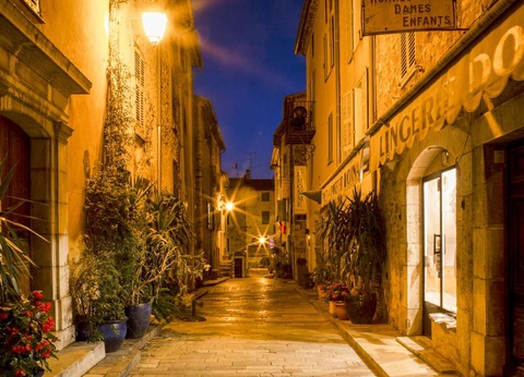 ÉVasion et charme dans le village provençal de Valbonne - 3* - 7