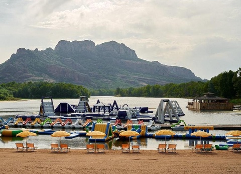 Camping Les Pêcheurs, 4* - 75