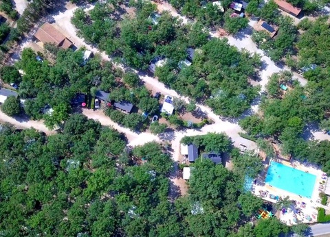 Camping Domaine des Chênes Blancs Pausado, 3* - 5