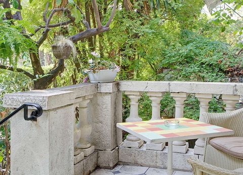 Escapade détente avec sauna dans un écrin de verdure à Nice - 4* - 5