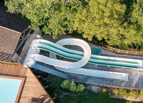 Camping Romanée - Les Grottes De Roffy 4* - 51