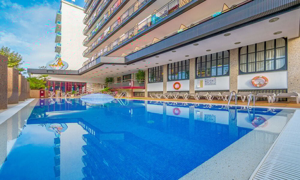 Hôtel Checkin Garbi 3*- Calella - 2