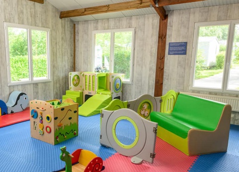 Flower Camping le Kergariou, 3* - 39