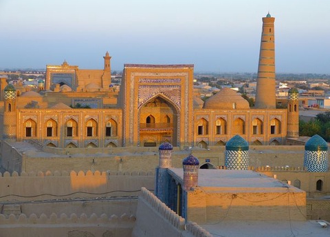 Splendeurs d'Ouzbékistan 12J/10N - 2026 - Limité à 26 pers. - (Flex) - 12