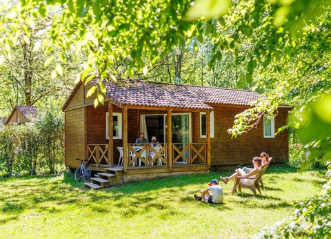 Camping l'Arize, 4* - 16