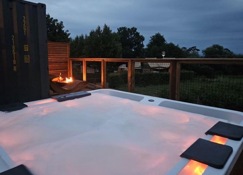 Camping La Grappe Fleurie, 5* - 12