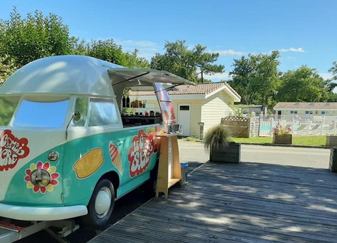 Camping Les Chèvrefeuilles, 4* - 15