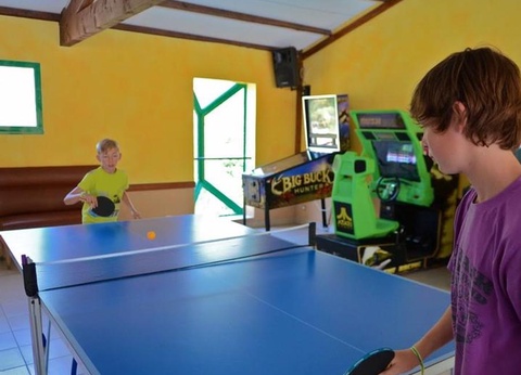 Camping de La Cascade, 4* - 37