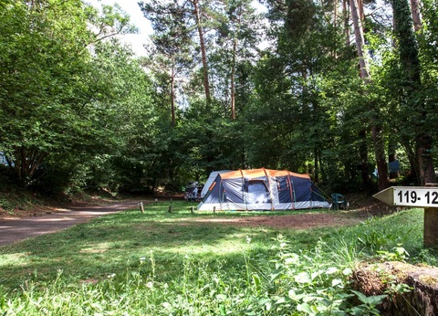 Camping du Lac d'Aydat, 3* - 30