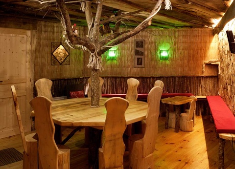 Prenez de la hauteur en famille en séjournant en cabane dans les arbres près de Poitiers - 4* - 13