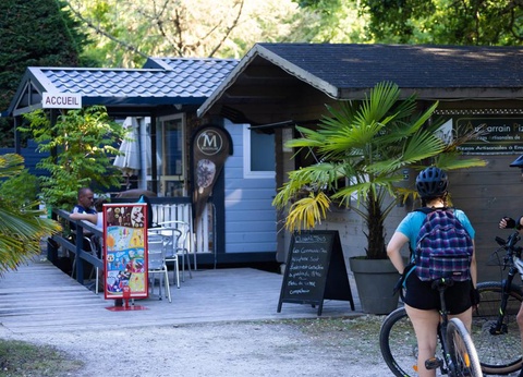 Camping En Chon Les Pins, 3* - 8