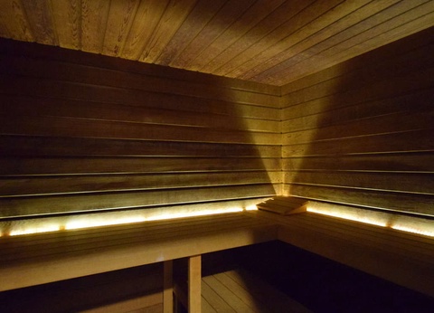 Nuitée magique pour deux avec diner + séance sauna prive - 4* - 21