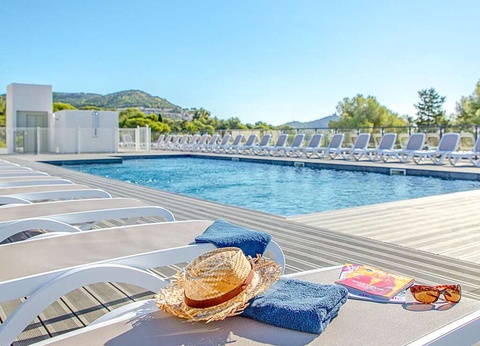 Séjour à 5 minutes de Saint-Raphaël dans une résidence avec piscine - 3* - 5