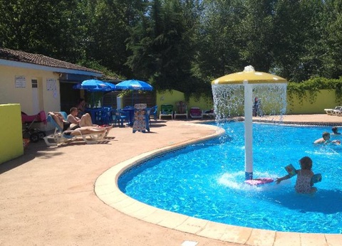 Camping Les Berges du Canal, 4* - 45