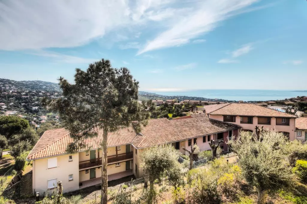 Résidence Maeva Particuliers Le Hameau des Issambres - 360