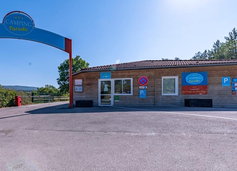 Camping Paradis Les Gorges du Haut Bugey, 4* - 6