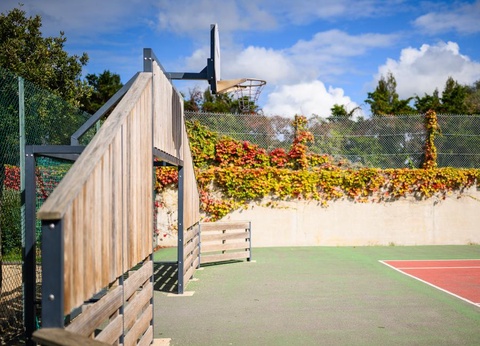 Camping L'Abri des Pins, 4* - 92