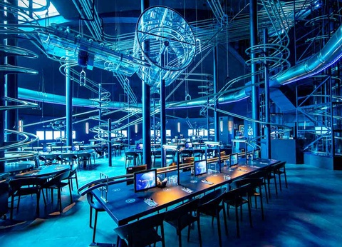 Hôtel Plaza 4* - Hôtel + Billets - 11