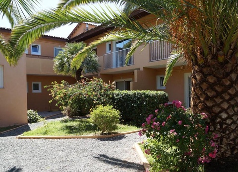 Camping Les Castors, 4* - 38