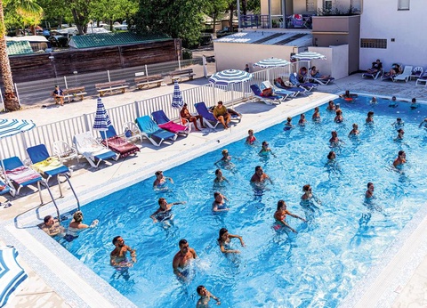 Camping Club Le Napoléon, 4* - 5