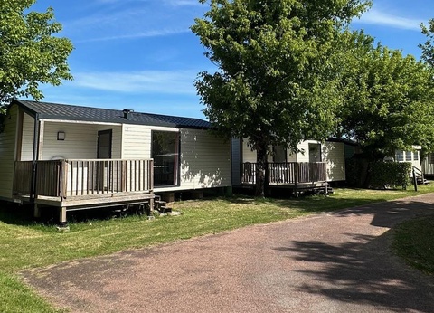 Camping du Petit Pont, 3* - 54