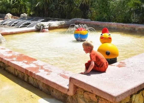 Camping Les 3 Cantons, 4* - 7