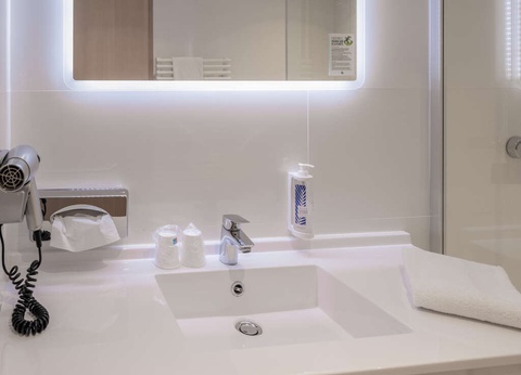 Weekend en chambre Exécutive famille aux portes de Nantes - 4* - 27