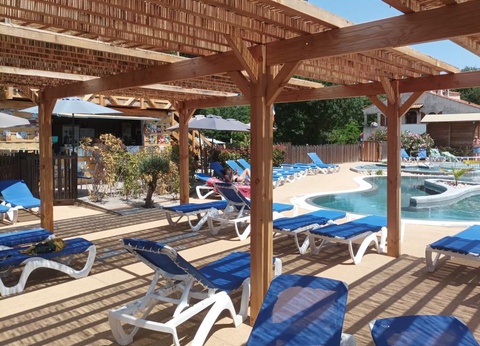 Flower Camping Moulin des Iscles, 3* - 8