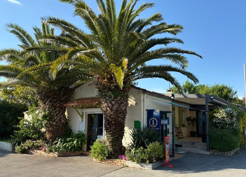 Flower Camping L'Abri-Côtier, 3* - 7