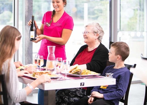 Camping Bocage du Lac, 4* - 38